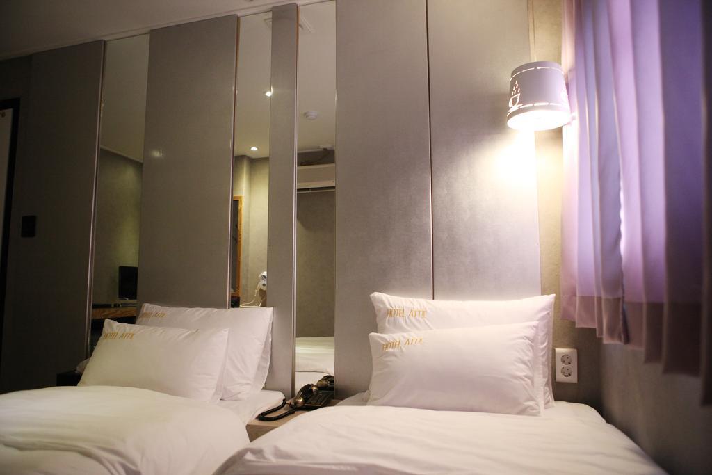 Atti Guesthouse โซล ภายนอก รูปภาพ