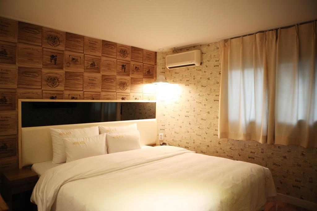 Atti Guesthouse โซล ภายนอก รูปภาพ