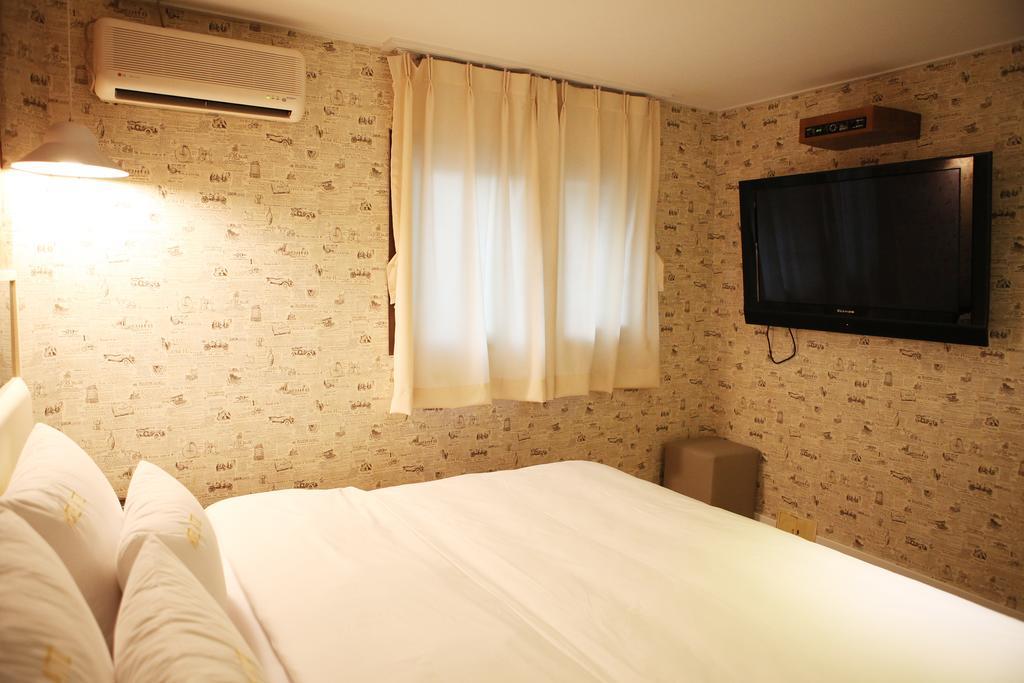 Atti Guesthouse โซล ภายนอก รูปภาพ