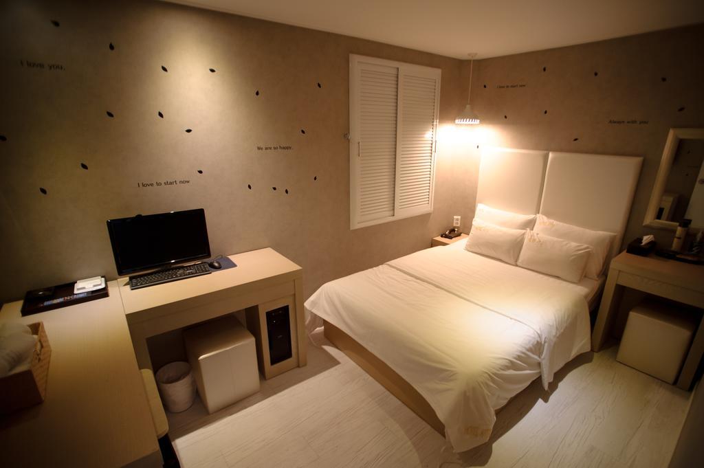 Atti Guesthouse โซล ภายนอก รูปภาพ